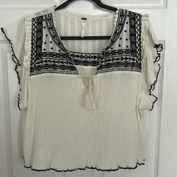 NWOT Free People, Sarafina Top in Ivory Combo, Large - Picture 2 of 7